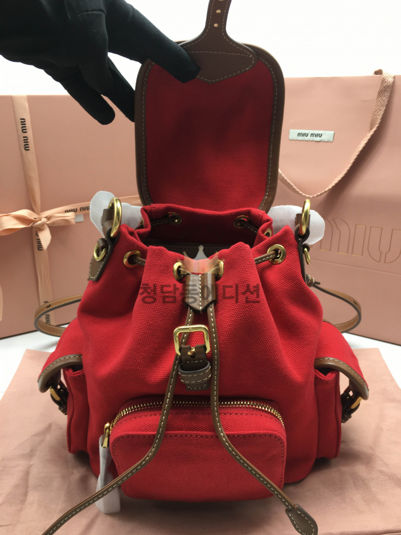 b90a4758de98ac41699a4e64bb0e3376_1765184956_5915.jpg b90a4758de98ac41699a4e64bb0e3376_1765184956_5915.jpg