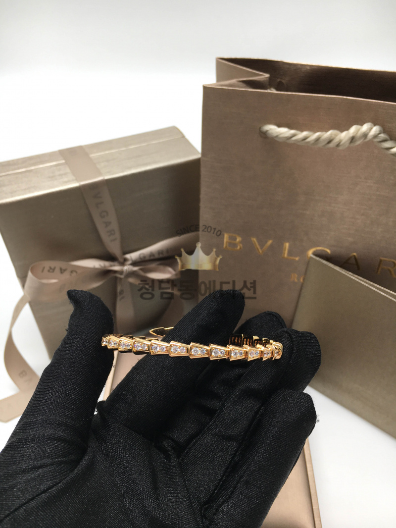 d1a41a6d48ea2fea87b0f78dc15b6f27_1766392770_551.jpg d1a41a6d48ea2fea87b0f78dc15b6f27_1766392770_551.jpg