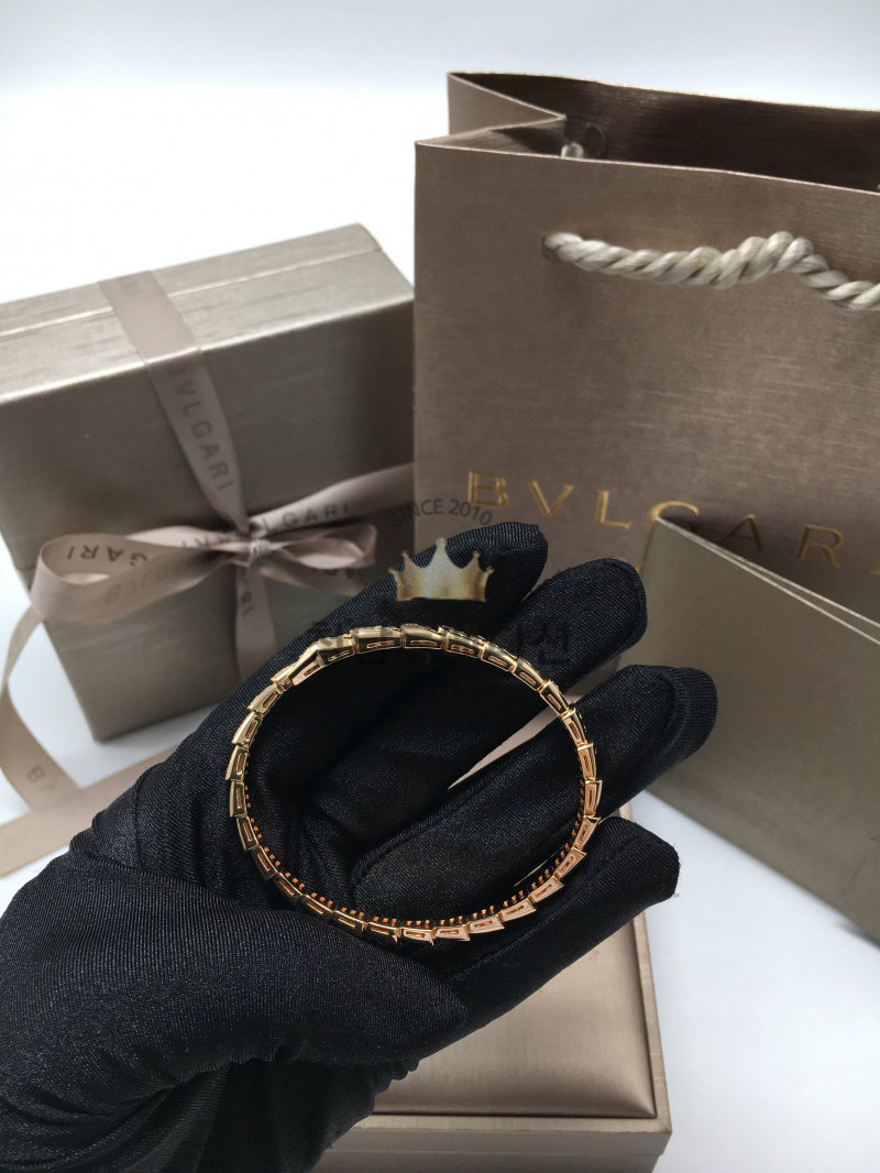 d1a41a6d48ea2fea87b0f78dc15b6f27_1766392772_7921.jpg d1a41a6d48ea2fea87b0f78dc15b6f27_1766392772_7921.jpg