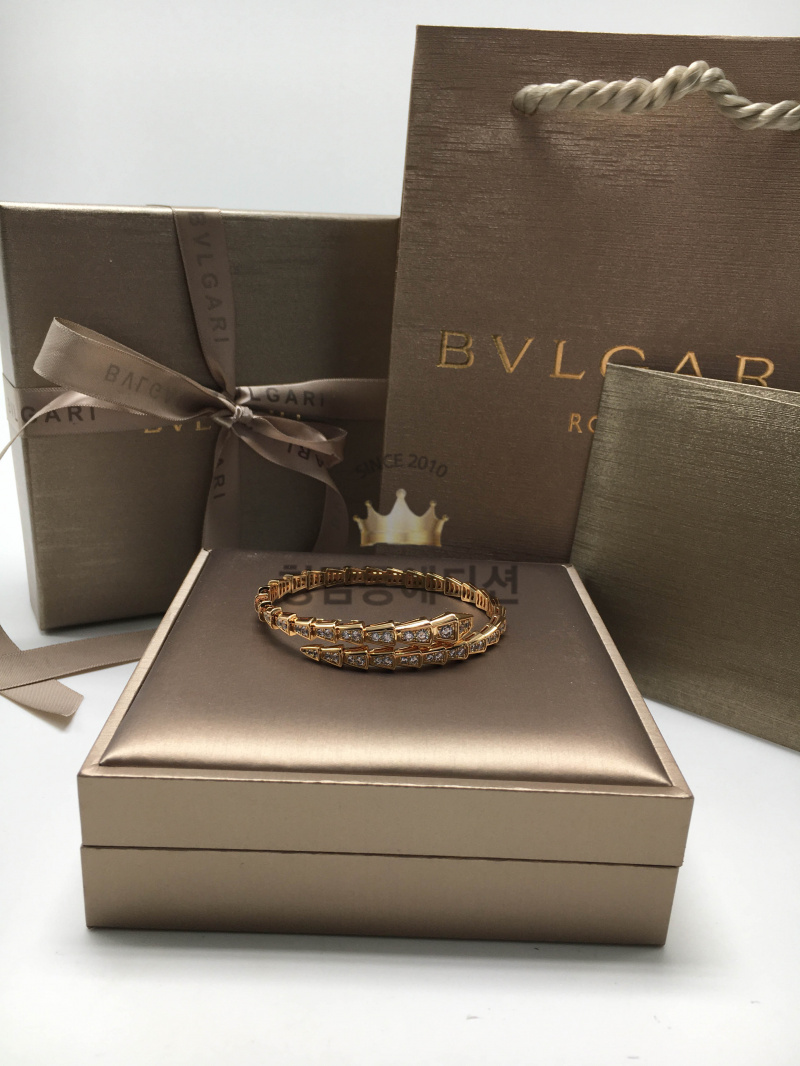 d1a41a6d48ea2fea87b0f78dc15b6f27_1766392779_2673.jpg d1a41a6d48ea2fea87b0f78dc15b6f27_1766392779_2673.jpg