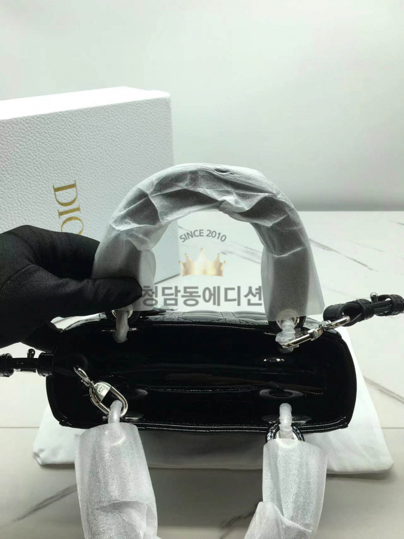 eeb2403820e35fd49b119ae99c4a370b_1765944226_9301.jpg eeb2403820e35fd49b119ae99c4a370b_1765944226_9301.jpg