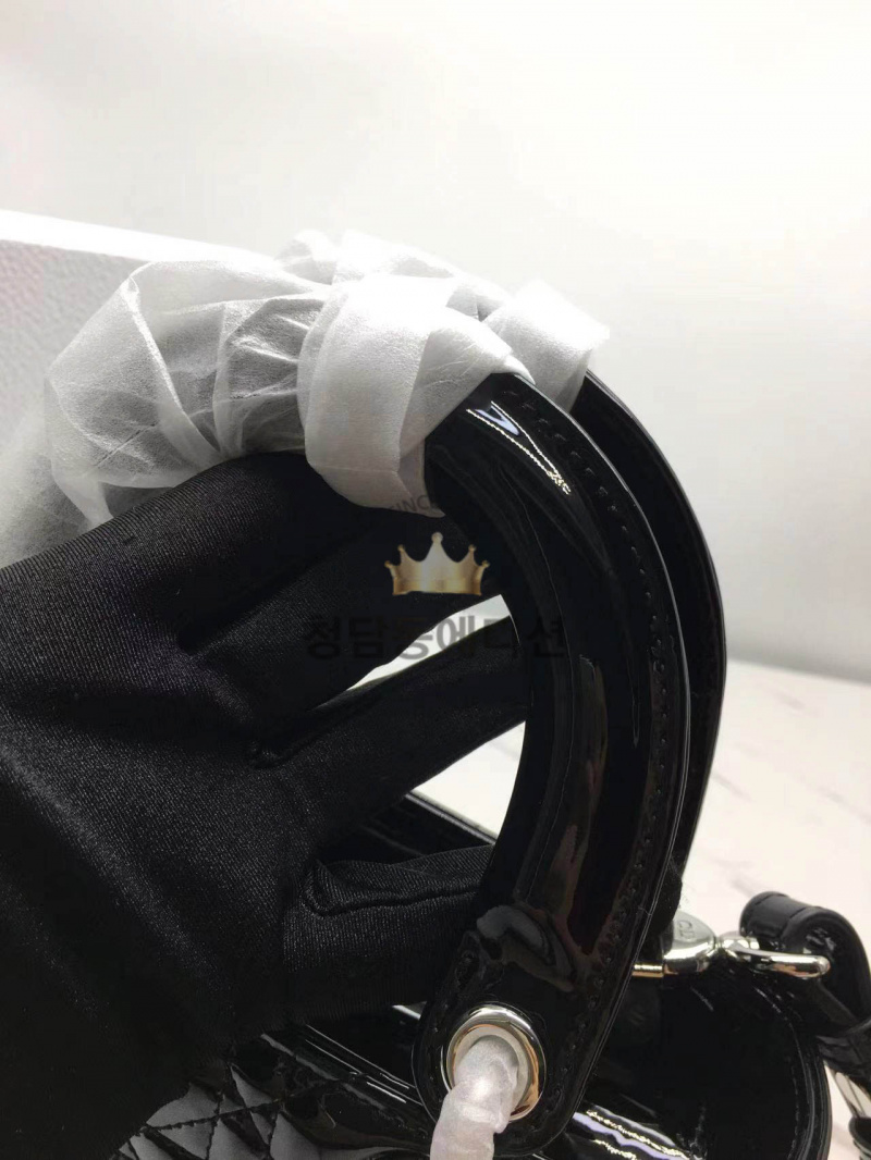 eeb2403820e35fd49b119ae99c4a370b_1765944229_6688.jpg eeb2403820e35fd49b119ae99c4a370b_1765944229_6688.jpg