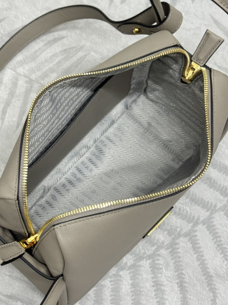 eeb2403820e35fd49b119ae99c4a370b_1765956401_082.jpg eeb2403820e35fd49b119ae99c4a370b_1765956401_082.jpg