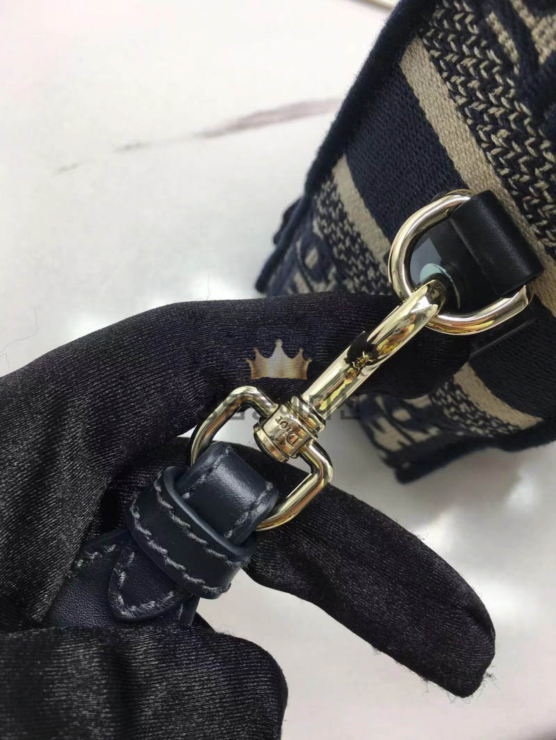 0c93563853759917028d3e01837d284e_1768982124_137.jpg 0c93563853759917028d3e01837d284e_1768982124_137.jpg