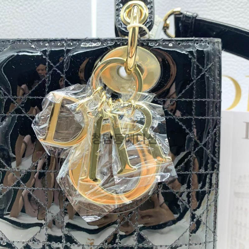 37eecbda6081e34b0592482aef78193a_1769054969_5929.jpg 37eecbda6081e34b0592482aef78193a_1769054969_5929.jpg