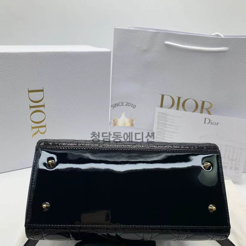 37eecbda6081e34b0592482aef78193a_1769054970_0983.jpg 37eecbda6081e34b0592482aef78193a_1769054970_0983.jpg