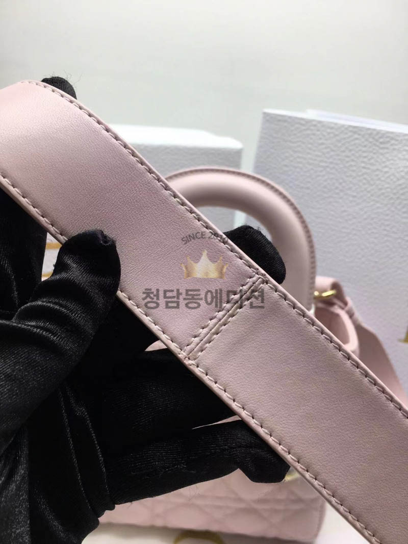 37eecbda6081e34b0592482aef78193a_1769056376_1937.jpg 37eecbda6081e34b0592482aef78193a_1769056376_1937.jpg