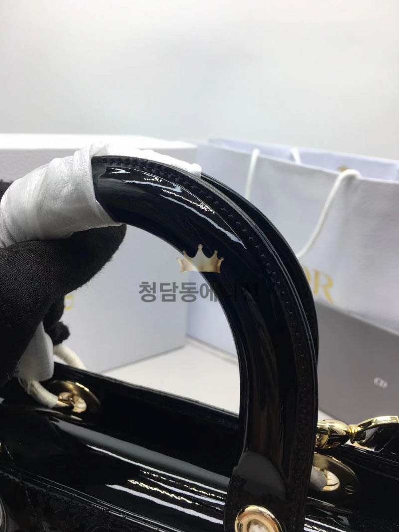 5039afda78c6aec29b7224f9ac6cca91_1767772599_9569.jpg 5039afda78c6aec29b7224f9ac6cca91_1767772599_9569.jpg