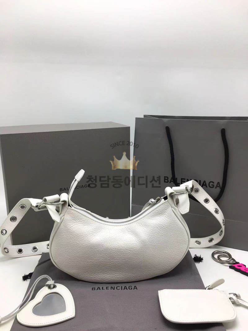 8d97e2b5f6ccf302f28ba07b86828c22_1769678145_586.jpg 8d97e2b5f6ccf302f28ba07b86828c22_1769678145_586.jpg