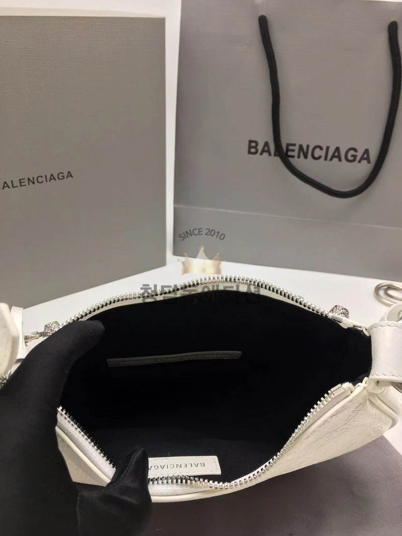 8d97e2b5f6ccf302f28ba07b86828c22_1769678148_6146.jpg 8d97e2b5f6ccf302f28ba07b86828c22_1769678148_6146.jpg