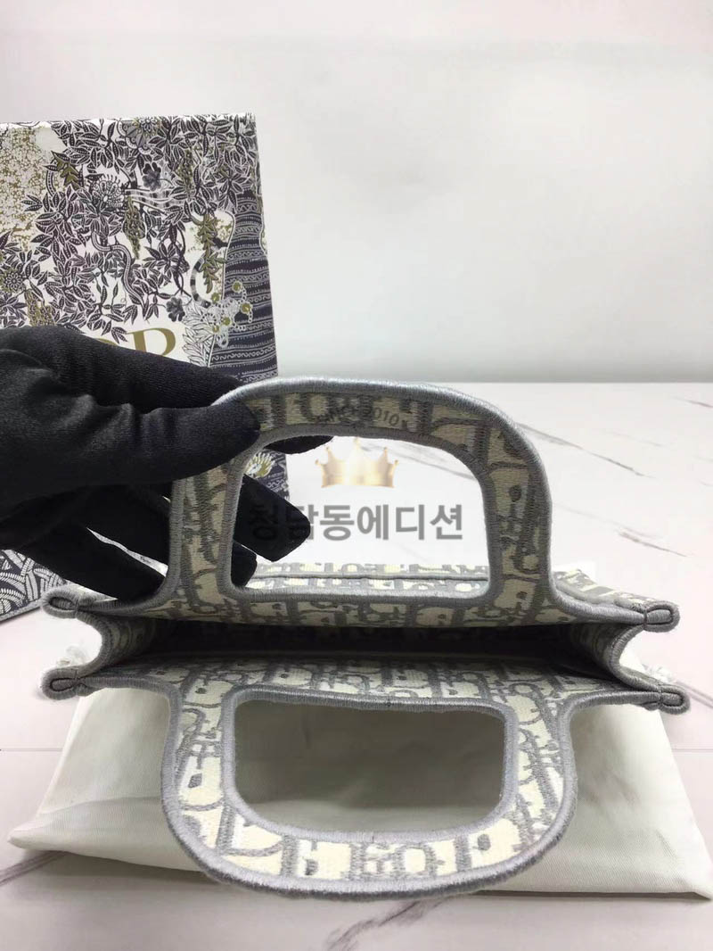 947b7535b8b137c7ce5d157d3e38634c_1767843325_8272.jpg 947b7535b8b137c7ce5d157d3e38634c_1767843325_8272.jpg