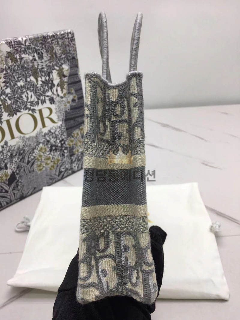 947b7535b8b137c7ce5d157d3e38634c_1767843326_5423.jpg 947b7535b8b137c7ce5d157d3e38634c_1767843326_5423.jpg