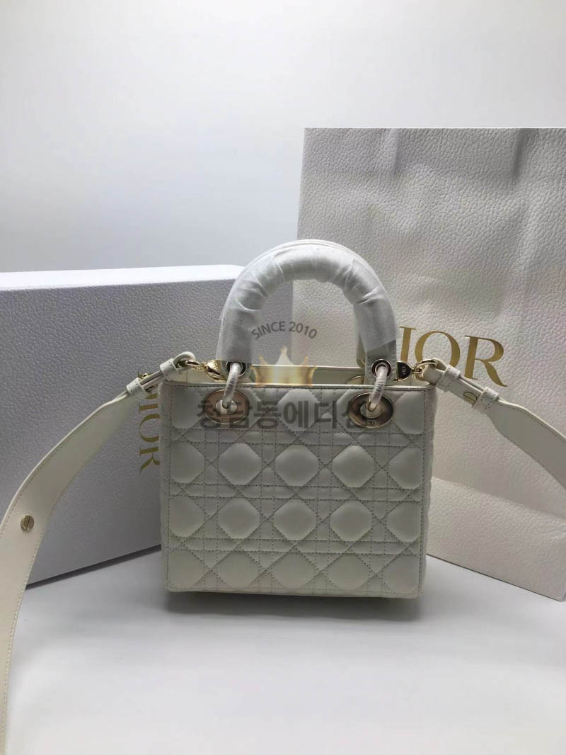 947b7535b8b137c7ce5d157d3e38634c_1767846006_4791.jpg 947b7535b8b137c7ce5d157d3e38634c_1767846006_4791.jpg