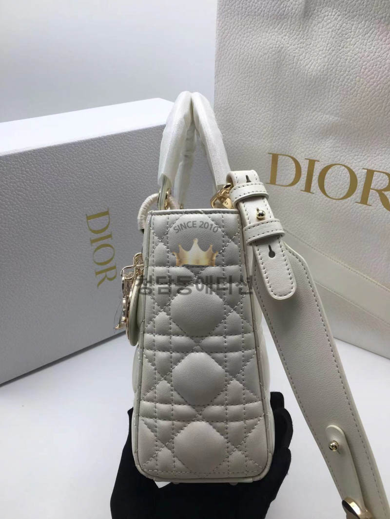 947b7535b8b137c7ce5d157d3e38634c_1767846007_4017.jpg 947b7535b8b137c7ce5d157d3e38634c_1767846007_4017.jpg