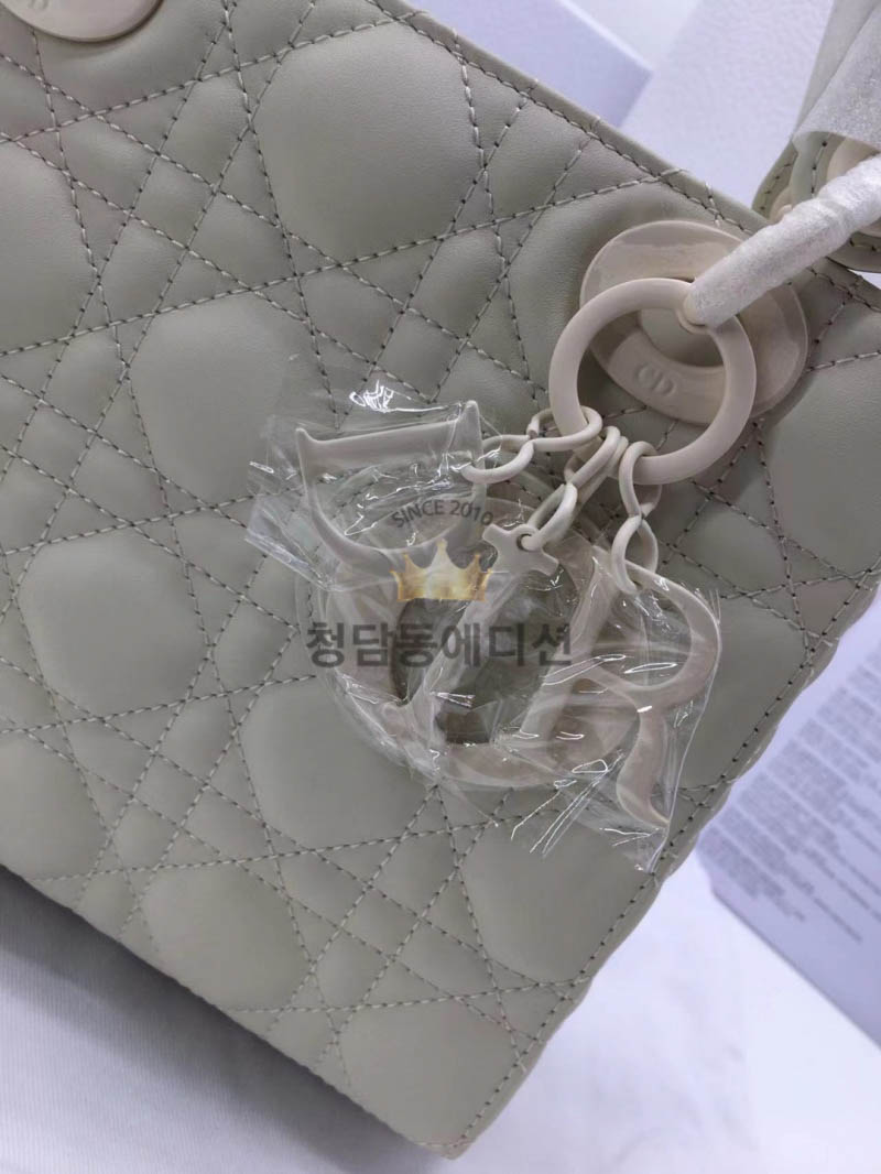 947b7535b8b137c7ce5d157d3e38634c_1767846207_7744.jpg 947b7535b8b137c7ce5d157d3e38634c_1767846207_7744.jpg