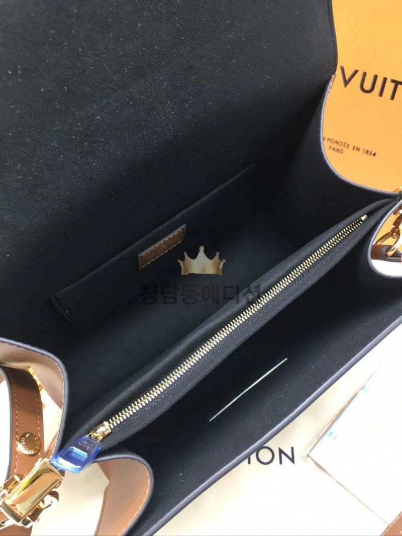 947b7535b8b137c7ce5d157d3e38634c_1767858389_9596.jpg 947b7535b8b137c7ce5d157d3e38634c_1767858389_9596.jpg