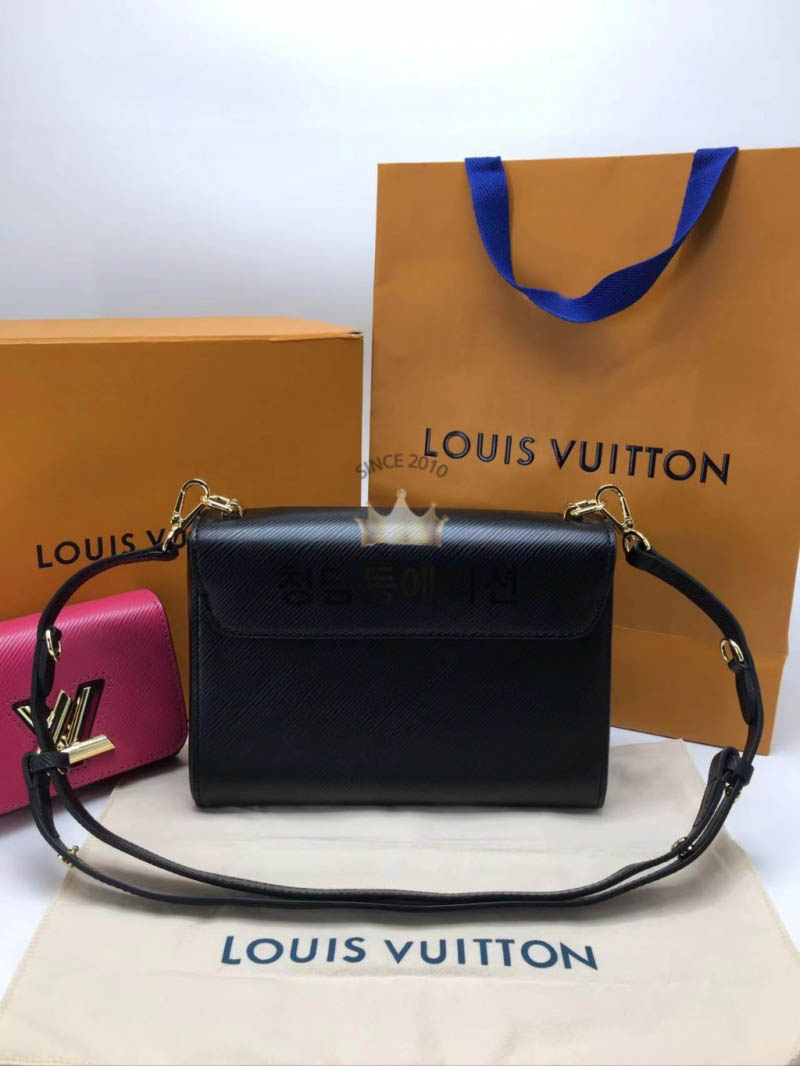 947b7535b8b137c7ce5d157d3e38634c_1767864399_0422.jpg 947b7535b8b137c7ce5d157d3e38634c_1767864399_0422.jpg