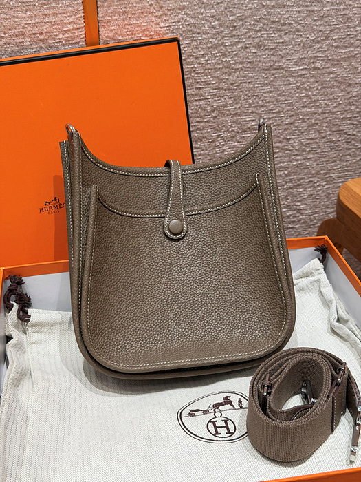 5aa1346190bd77e75b915d2c153e93fb_1772115507_7589.jpg 5aa1346190bd77e75b915d2c153e93fb_1772115507_7589.jpg