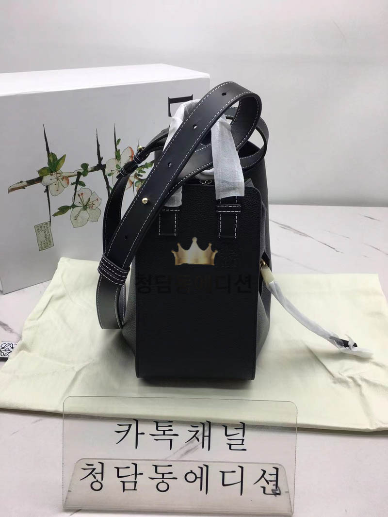 로에베 해먹백 (ZP가죽 동일)