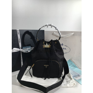 프라다 버킷백 정품급