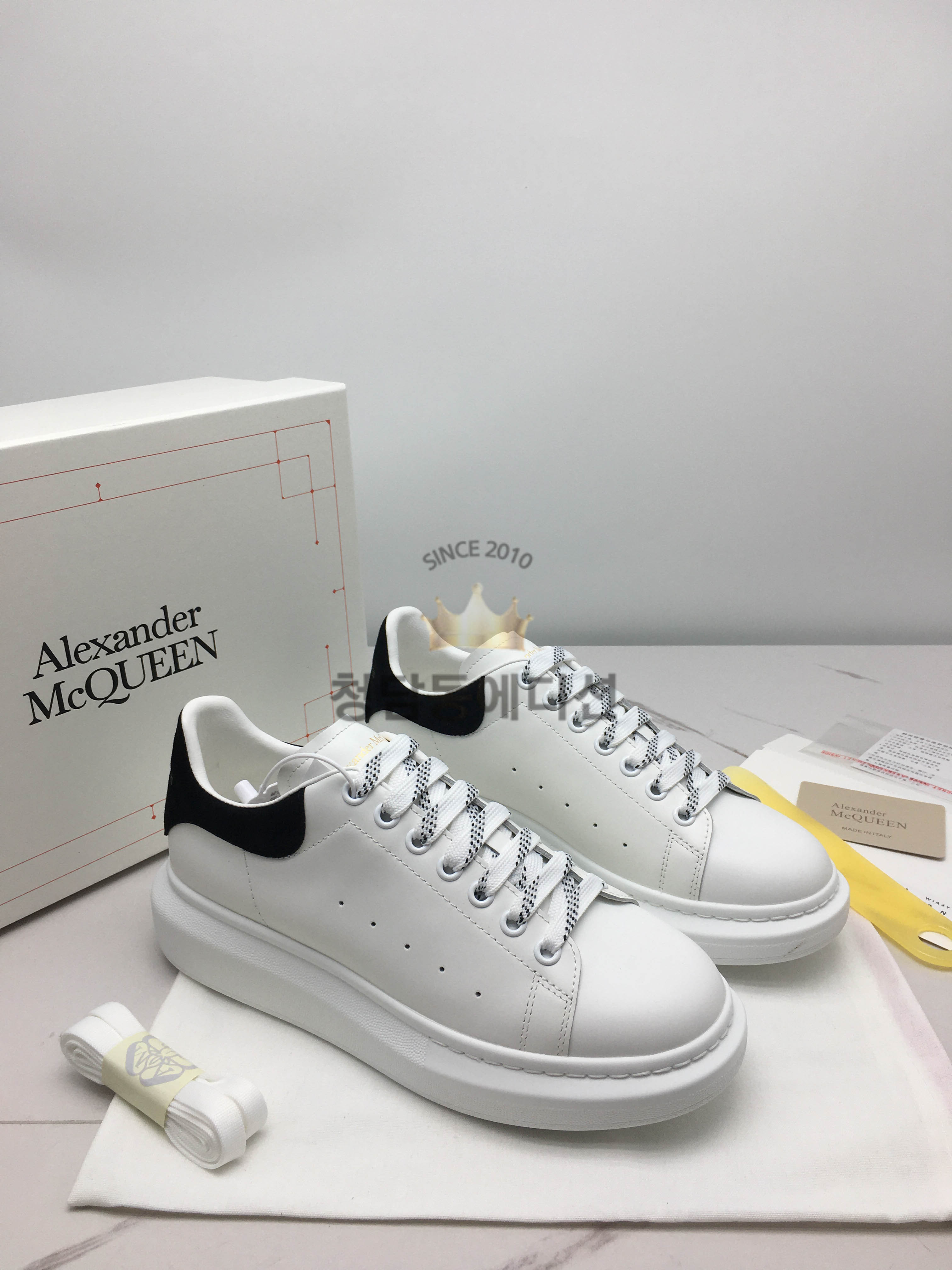 알렉산더 맥퀸 21ss 오버솔 스니커즈 (남녀공용)