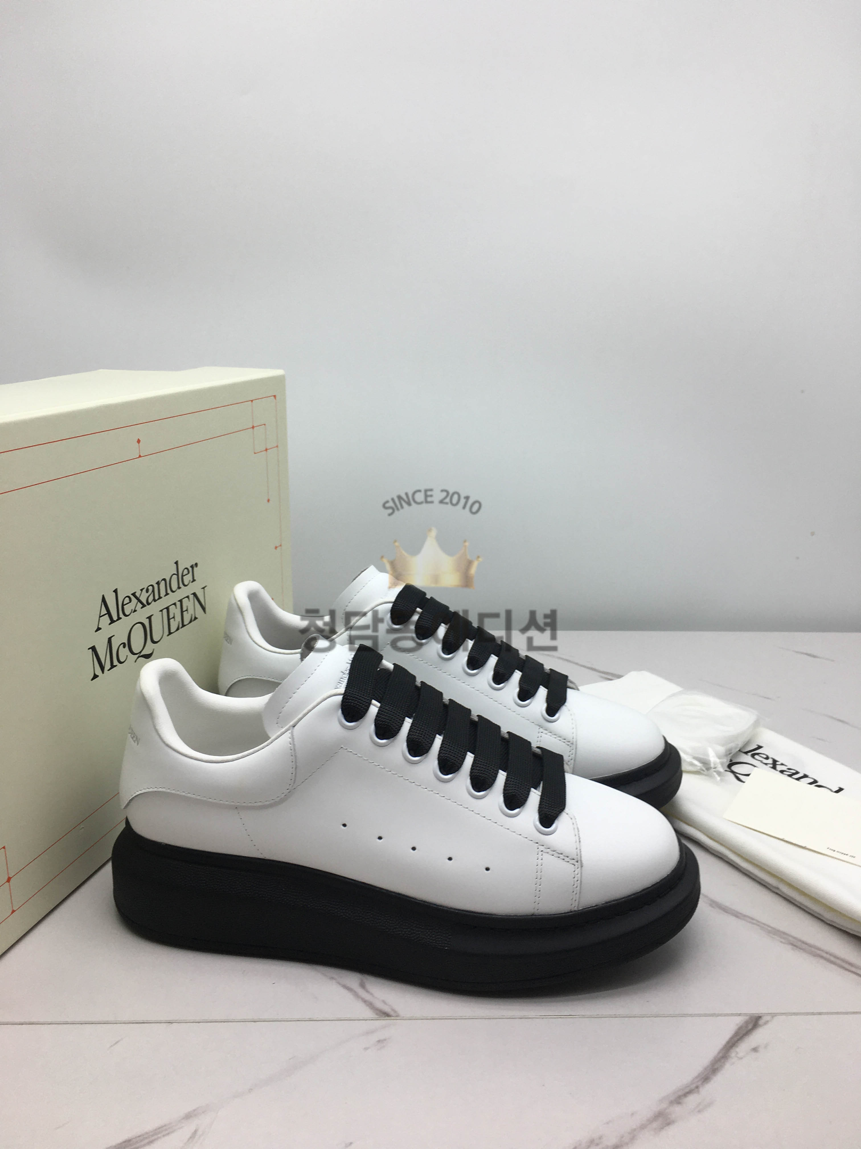 알렉산더 맥퀸 21ss 오버솔 스니커즈 (남녀공용)