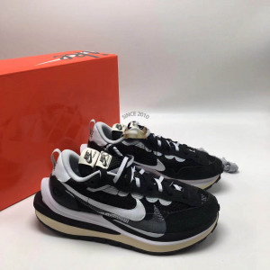 [TOP공장] 나이키 사카이 베이퍼와플 (남녀공용)