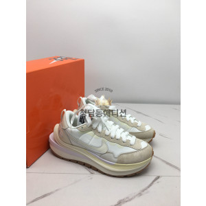 [TOP공장] 나이키 사카이 베이퍼와플 (남녀공용)