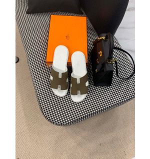 에르메스 이즈미르 슬리퍼 (남성용)