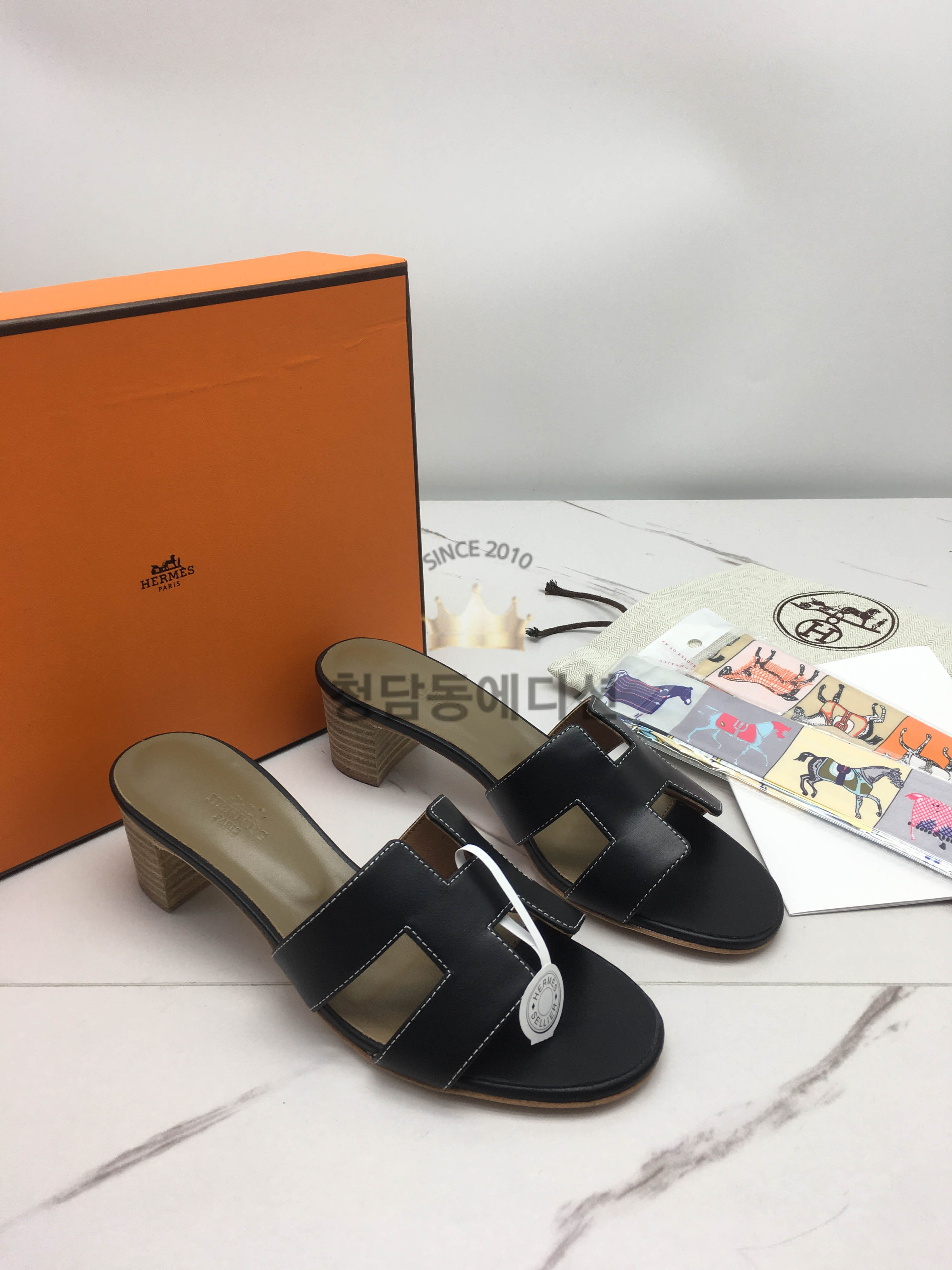 에르메스 오아시스 스위프트 샌들 최고퀄 (4COLOR)