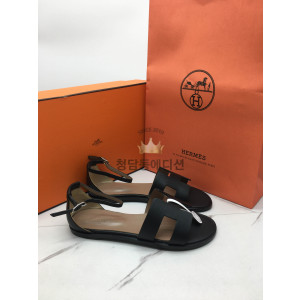 에르메스 산토리니 스위프트 샌들