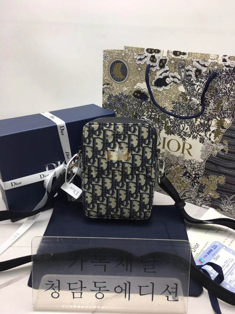 디올 월드투어 메신저 파우치 [정품동일 가죽 최고퀄]