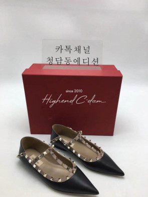 발렌티노 락스터드 플랫슈즈