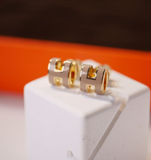 에르메스 팝아슈 귀걸이 (컬러 에토프) (미니 팝 / 팝)