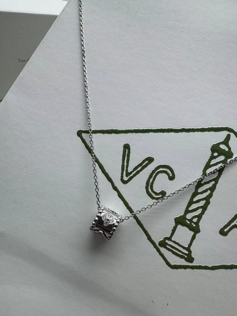 반클리프 빼를리 목걸이 (컬러 로즈골드, 화이트골드)