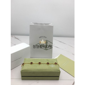 반클리프 알함브라 팔찌 (V-gold소재)