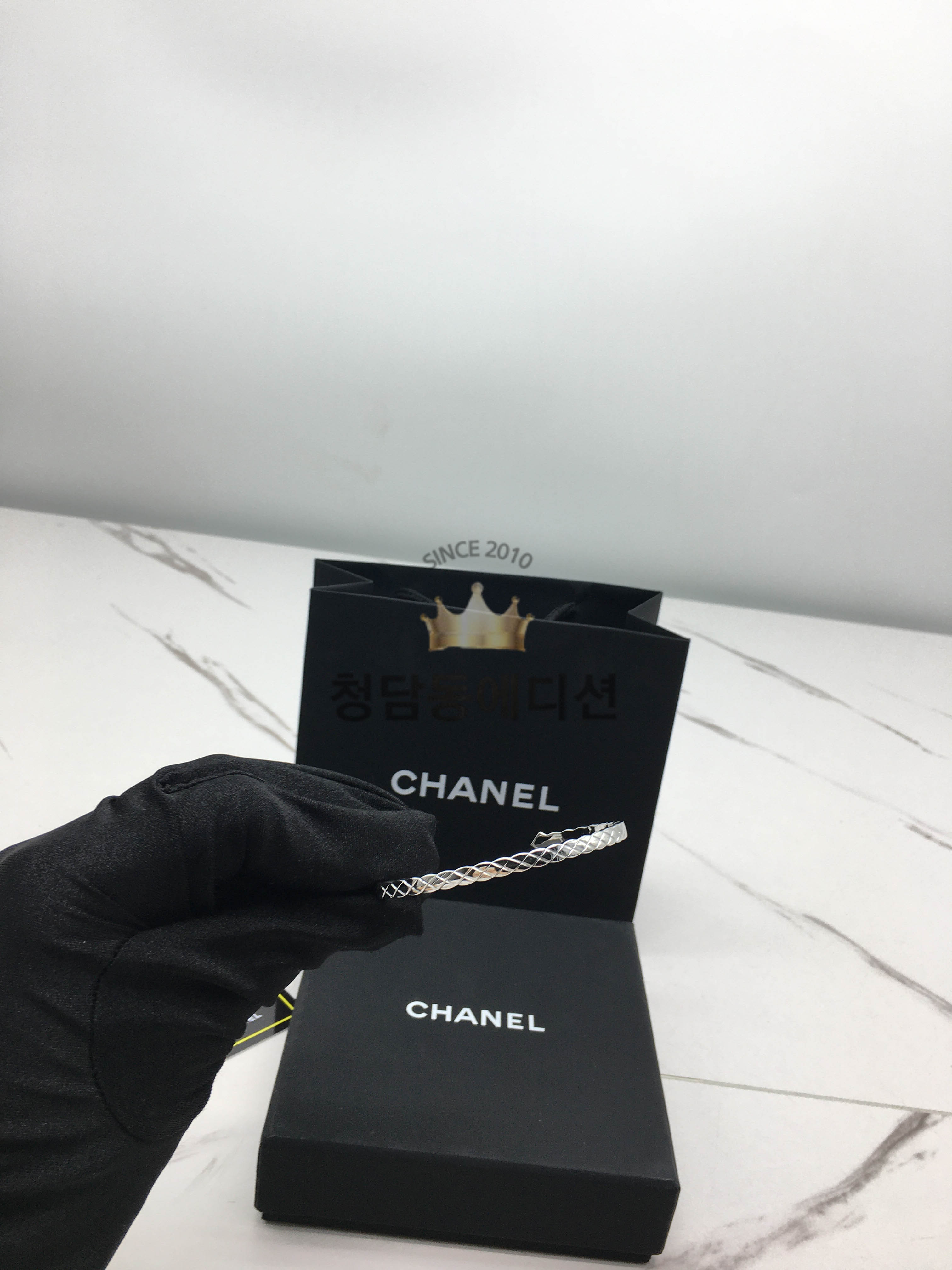 샤넬 코코 크러쉬 팔찌 (컬러 로즈골드, 화이트골드)