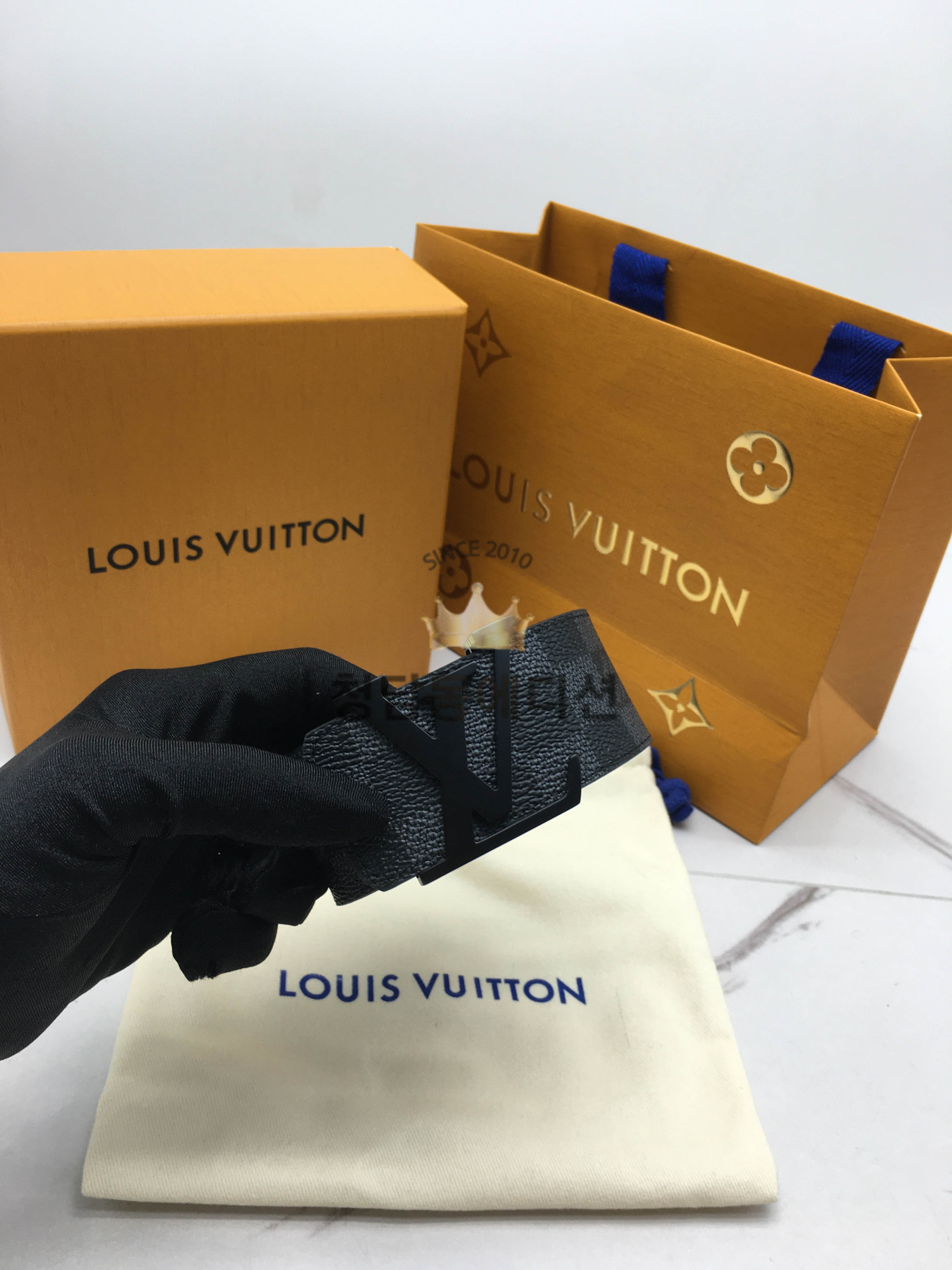 루이비통 벨트 (버클 무광)