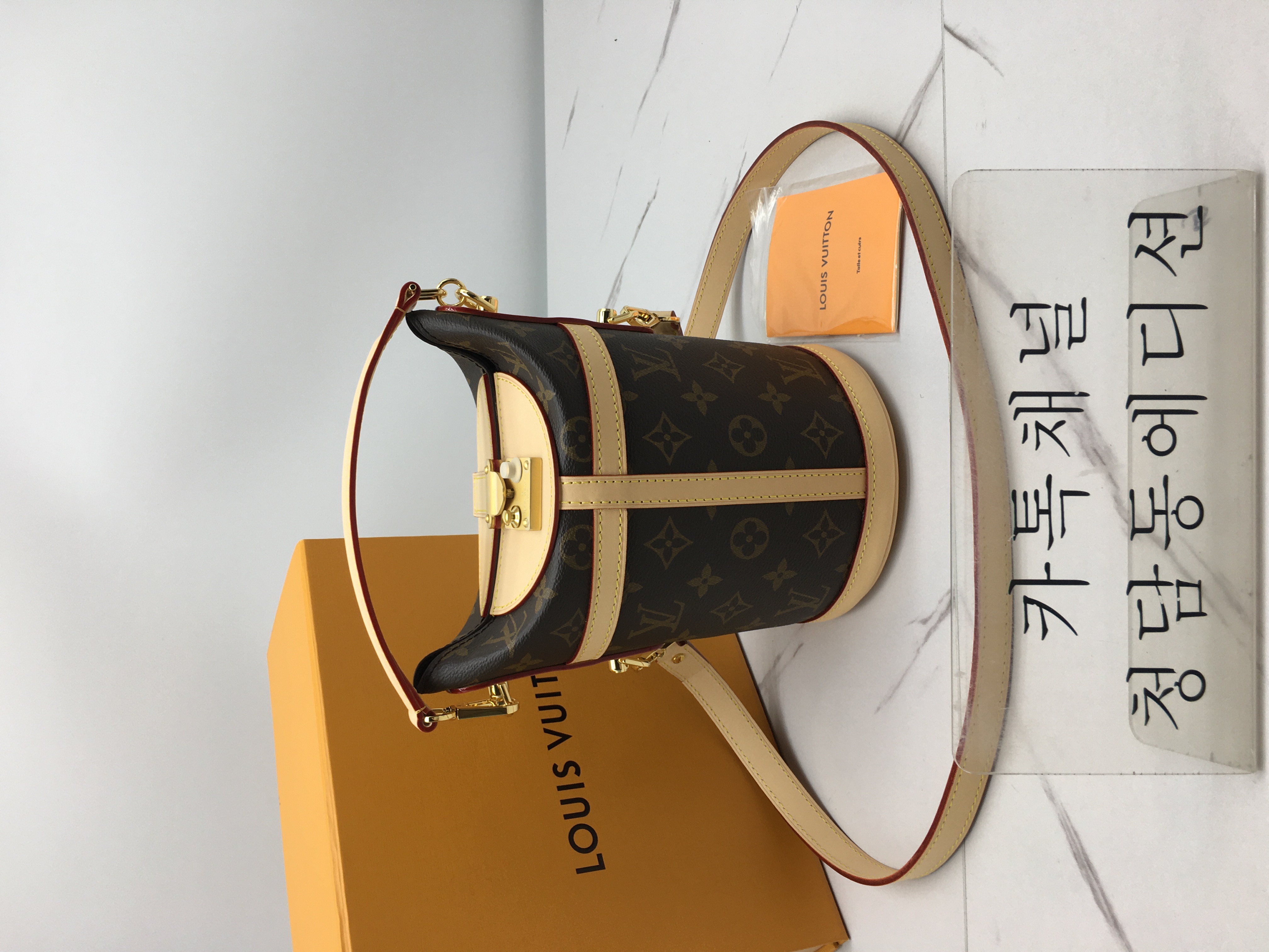 루이비통 더플백 모노그램 (ZP동일가죽)