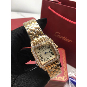 까르띠에 A까르 펜더드 신민아 큐빅