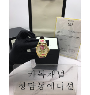 구찌 G-타임리스 플로라 여성시계