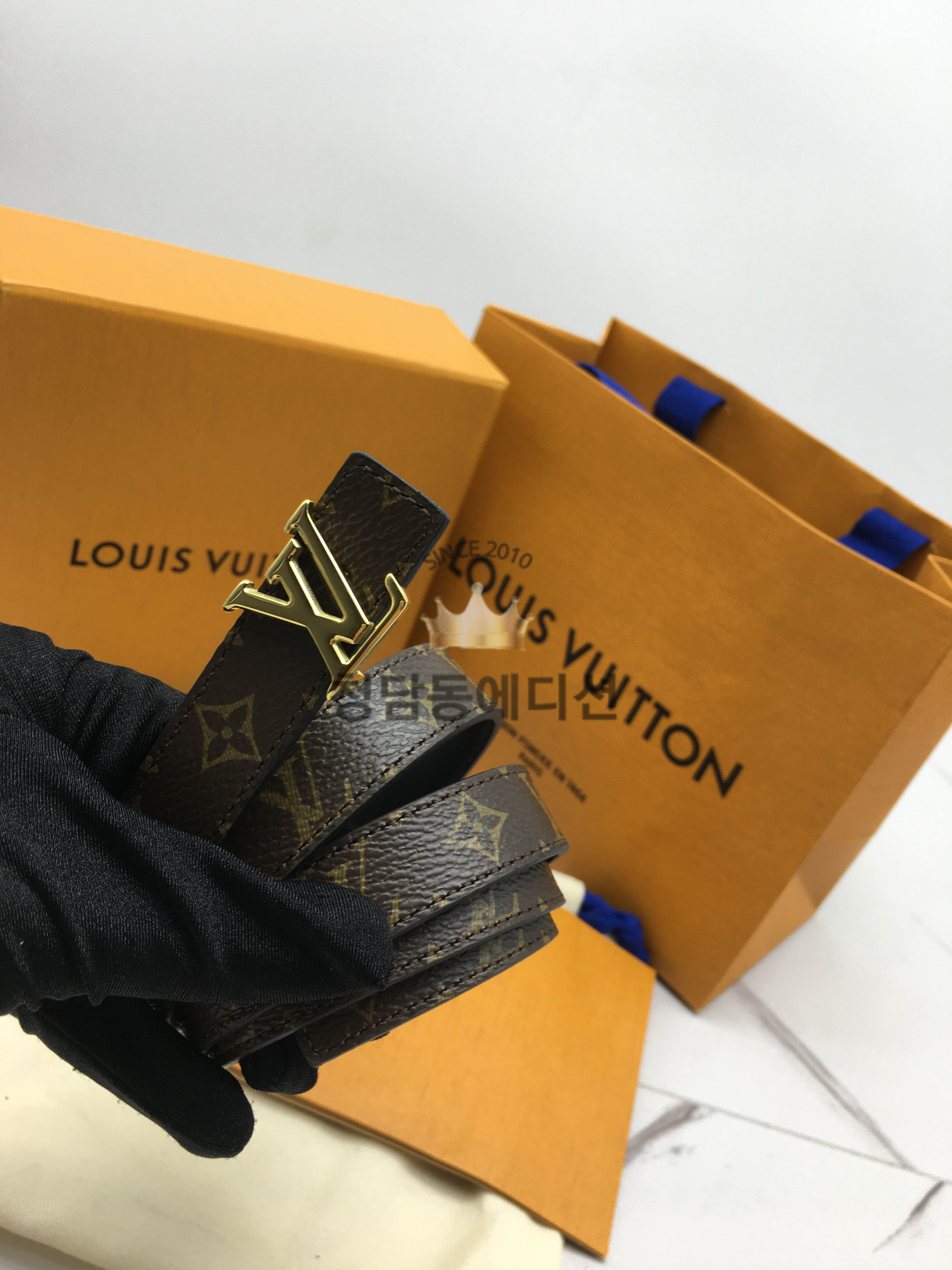 루이비통 모노그램 여성 벨트 (버클 2.0CM)