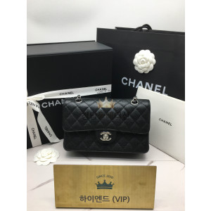 샤넬 클래식 캐비어 플랩백 스몰 23cm 은장 (하이엔드급)
