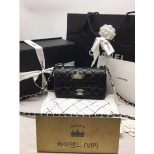 샤넬 클래식 캐비어 플랩백 뉴미니 은장 (하이엔드급)
