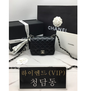 샤넬 클래식 캐비어 플랩백 미니 은장 (하이엔드급)