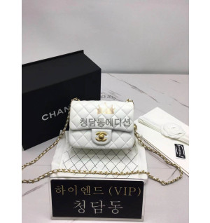 샤넬 볼 클래식 플랩백 18cm (하이엔드급)