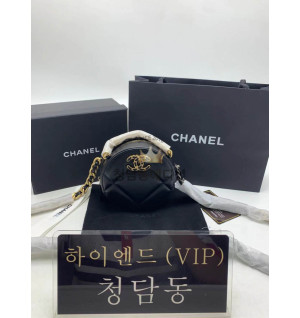 샤넬 19 라운드백 AP0945