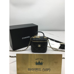 샤넬 미니 베니티 케이스백 램스킨