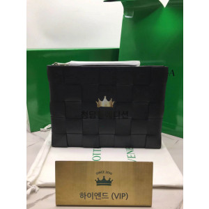 보테가베네타 인트레치아토 클러치백 품번649616 (하이엔드급)