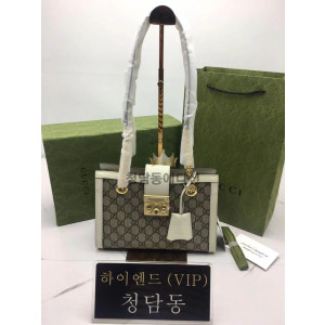 구찌 패들락 스몰 GG 숄더백 498156